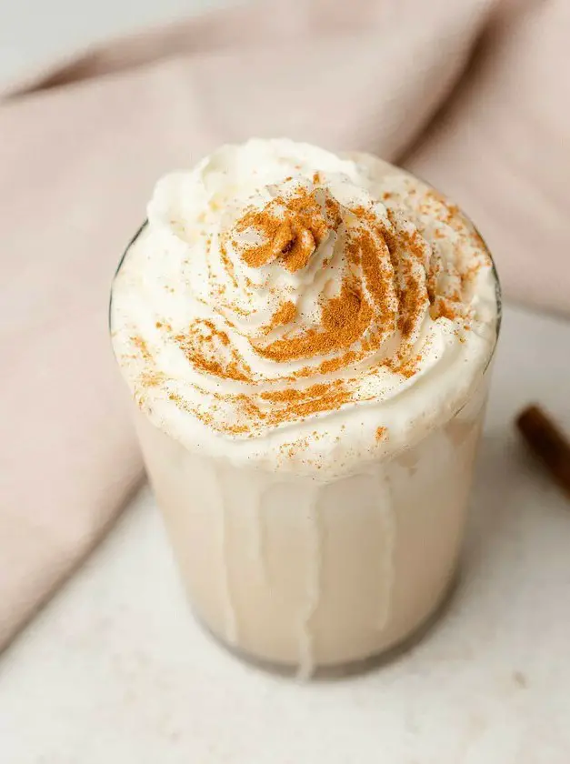 Cinnamon Roll Protein Shake