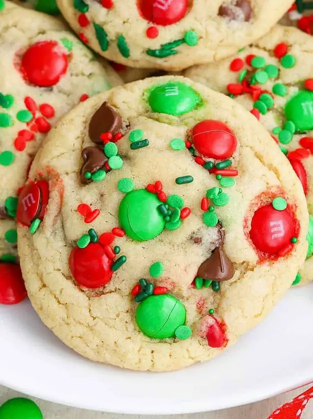 M&M Christmas Cookies