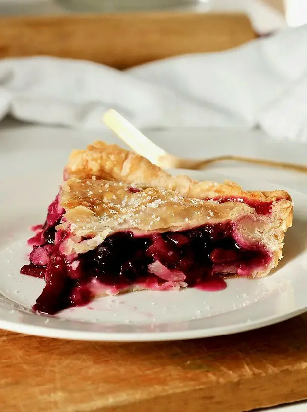 Blueberry-Rhubarb Pie