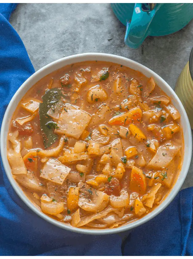 Spicy Cabbage Detox Soup