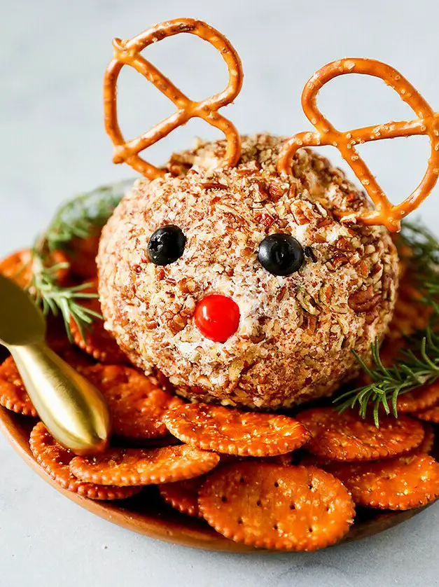 Rudolph Christmas Cheese Ball