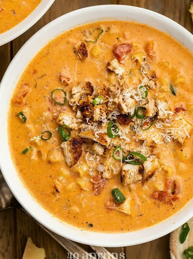 Creamy Cajun Chicken Pasta Soup