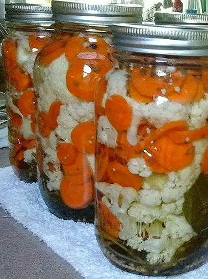 Pickled Cauliflower and Carrots