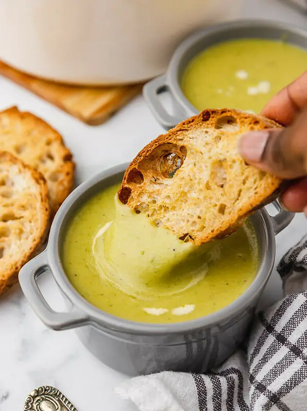 Brussels Sprouts Soup with Potato