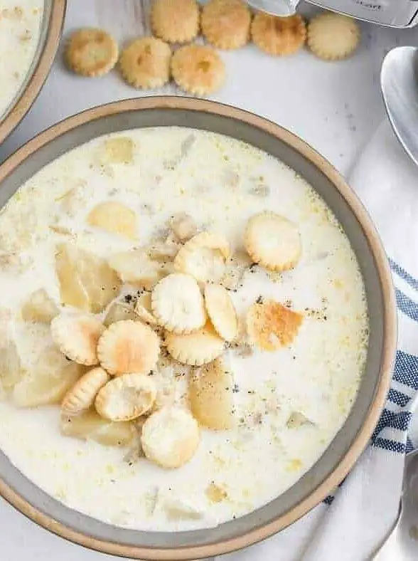 Instant Pot New England Clam Chowder