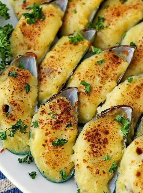 Stuffed Baked Mussels