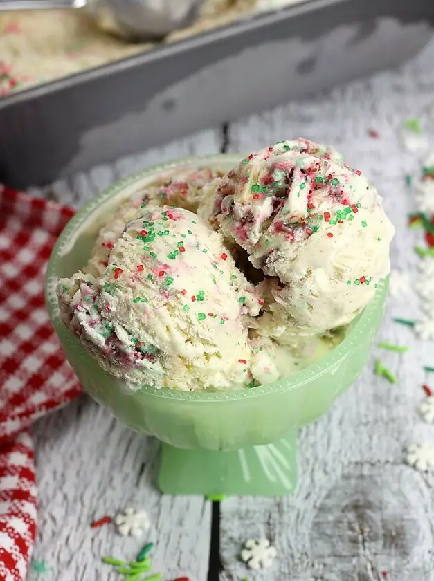 No Churn Christmas Cookie Ice Cream