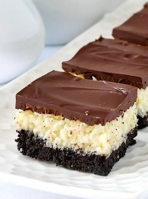 Coconut Bounty Cookie Bars