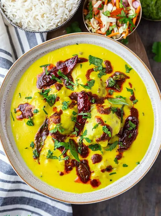 Punjabi Kadhi Pakora