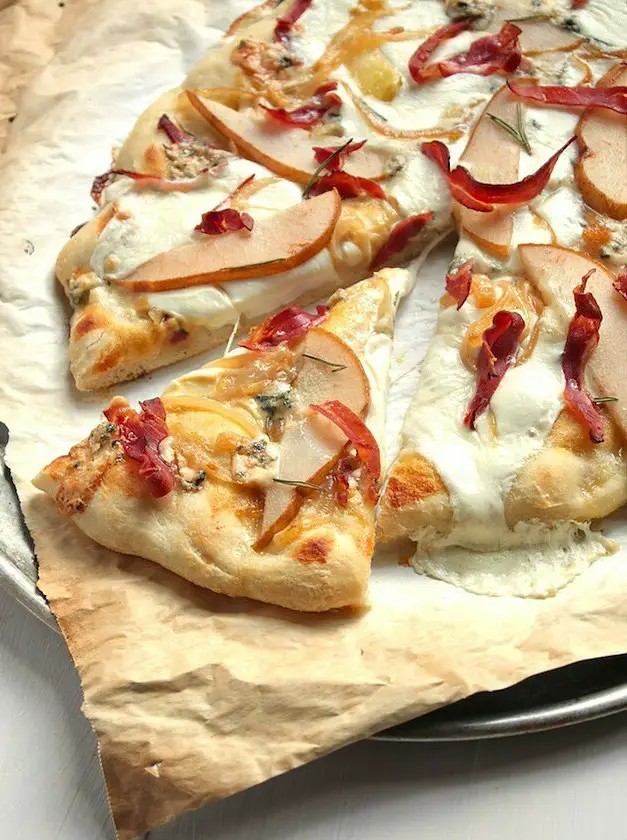 Prosciutto and Pear Pizza