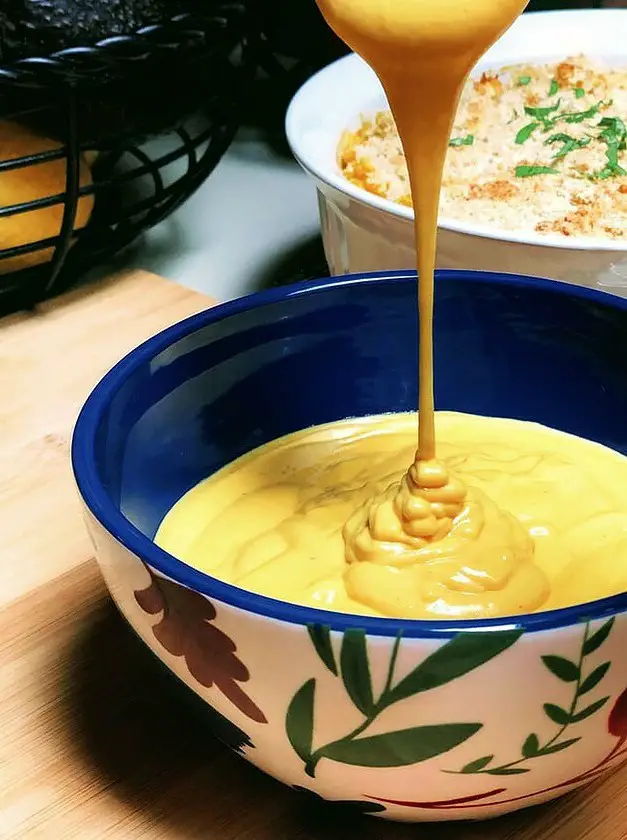 Easy Vegan Cheese Sauce