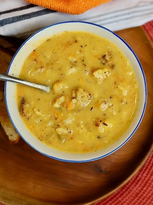 Roasted Vegan Cauliflower Soup