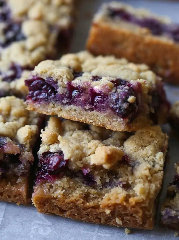 Blueberry Crumble Bars