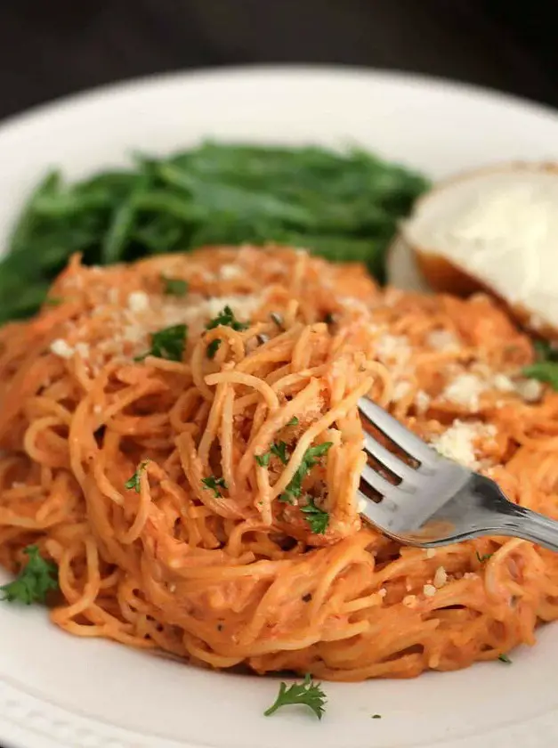 One Pot Creamy Spaghetti