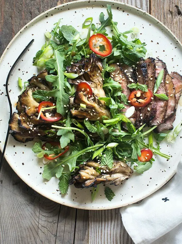 Grilled Steak & Mushroom Salad