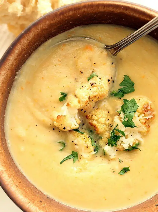 Creamy Cauliflower White Bean Soup