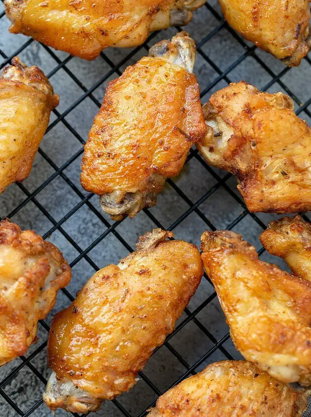 Crispy Air Fryer Chicken Wings