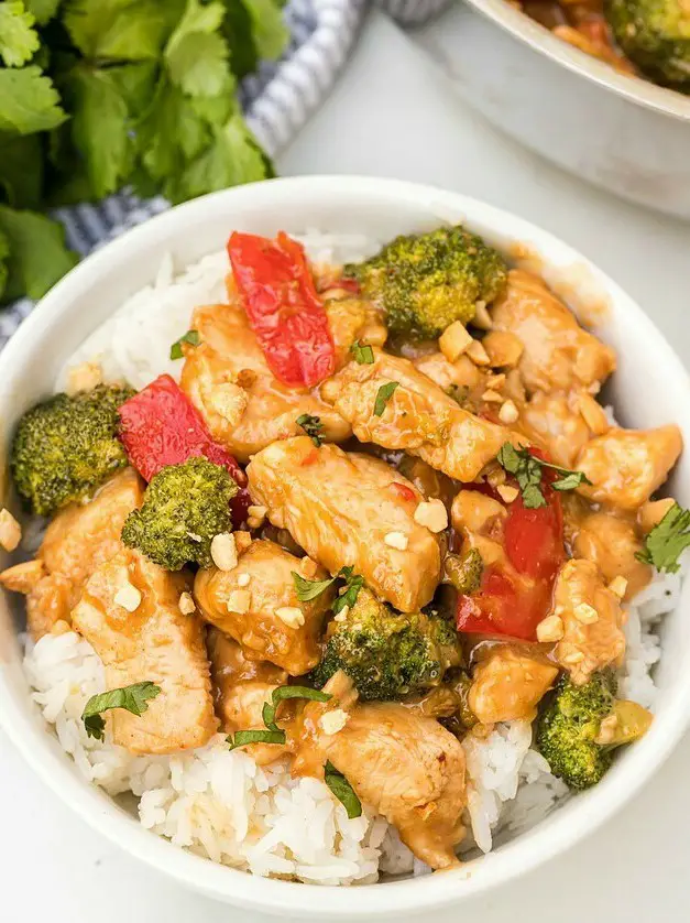 Easy Thai Peanut Chicken