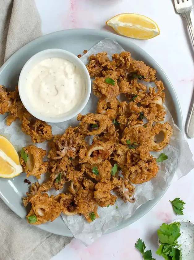 Buttermilk Fried Calamari with Lemon Aioli