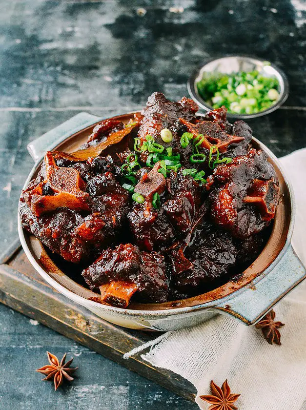 Chinese Braised Oxtails