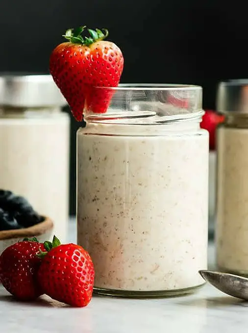 Easy Overnight Oats with Yogurt