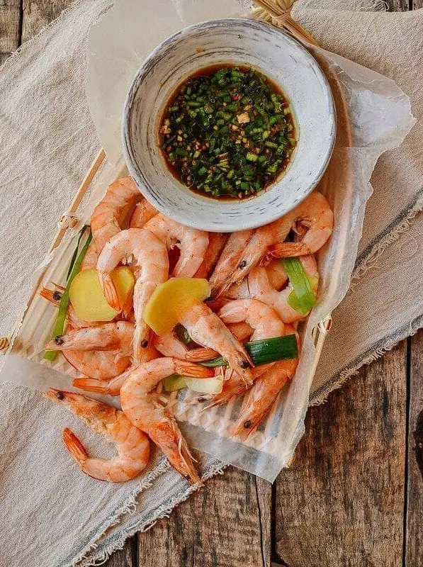 Chinese Boiled Shrimp with Ginger Scallion Dipping Sauce