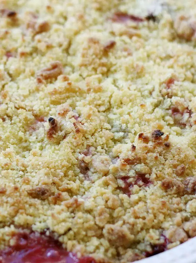 Rhubarb Crumble