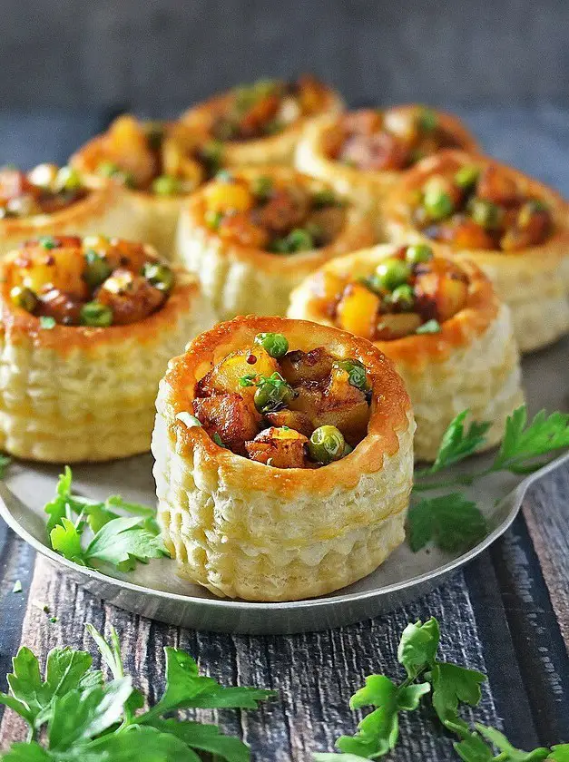 Spiced Potato Puff Pastry Baskets