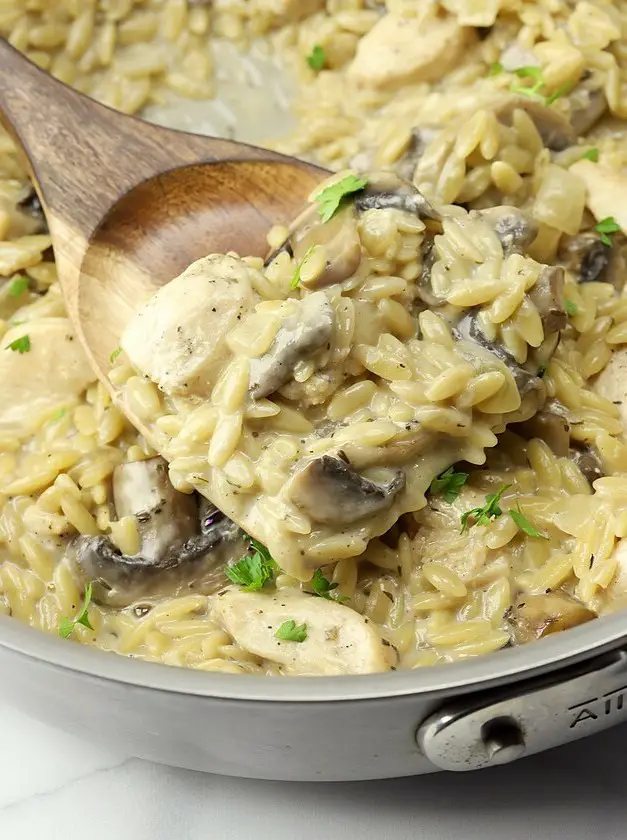 Creamy Chicken and Mushroom Skillet Meal