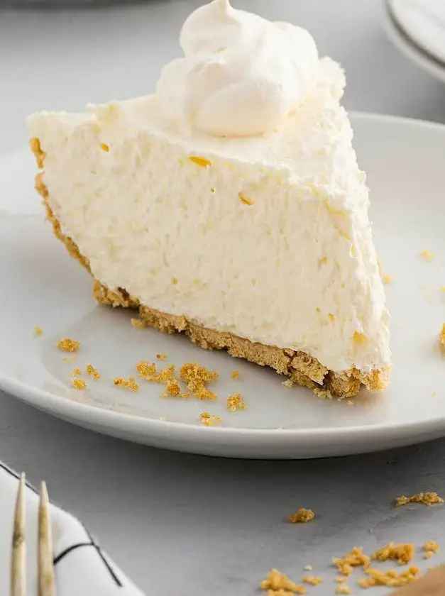 Vanilla Cool Whip Pie