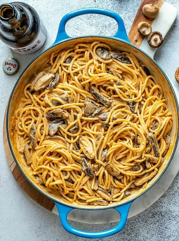 Vegan Creamy Mushroom Pasta