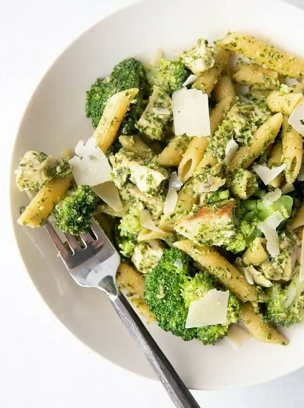 Kale Pesto Chicken Penne Pasta