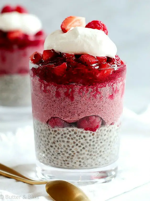 Red Berry Smooth Chia Seed Pudding