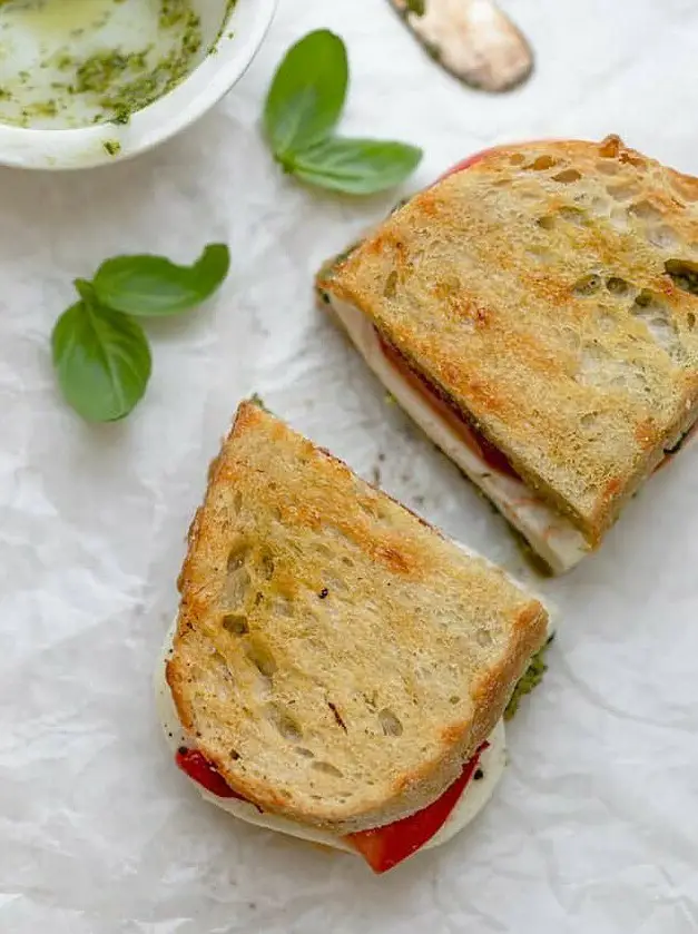 Grilled Mozzarella Sandwich