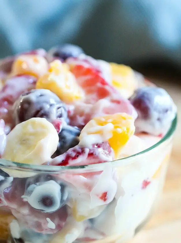 Creamy Yogurt Fresh Fruit Salad