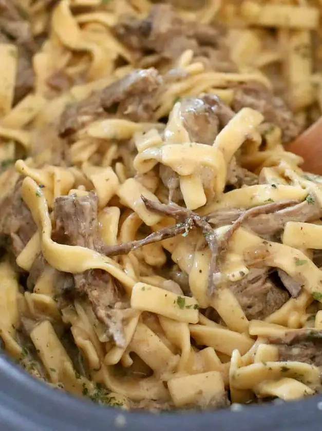 Crock Pot Beef and Noodles