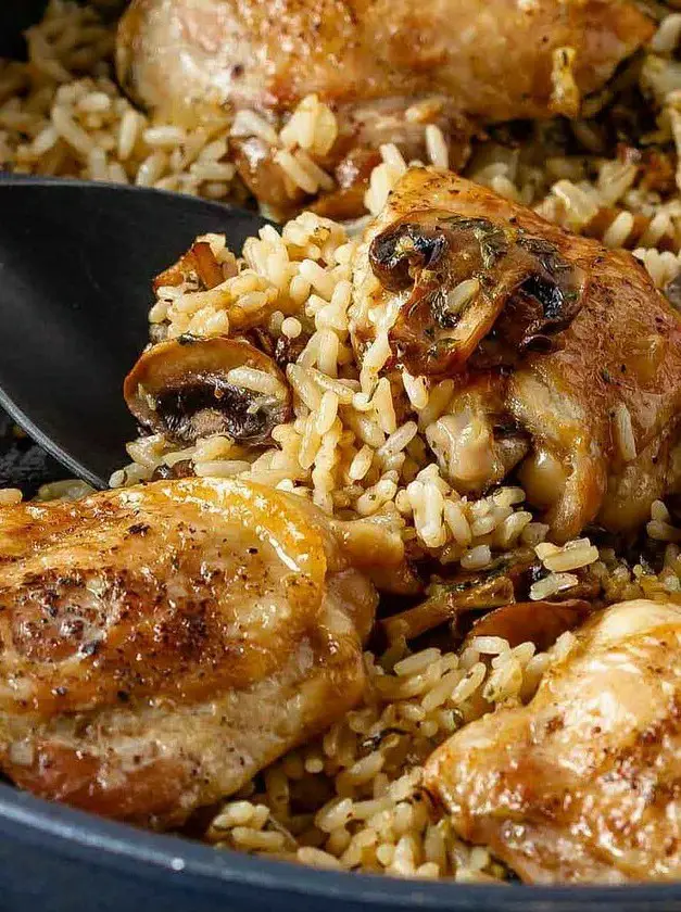 One Pot Mushroom Chicken and Rice