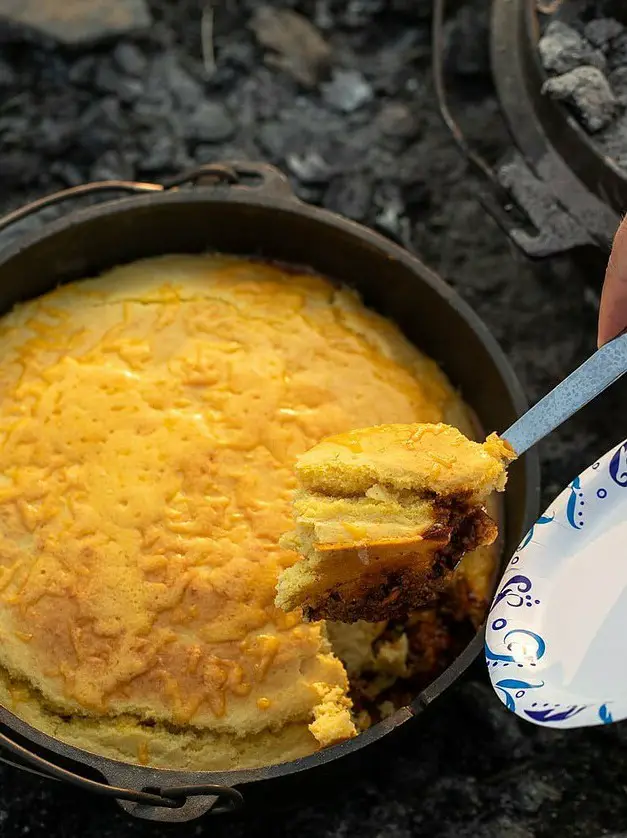 Simple Chili and Cornbread Dutch Oven