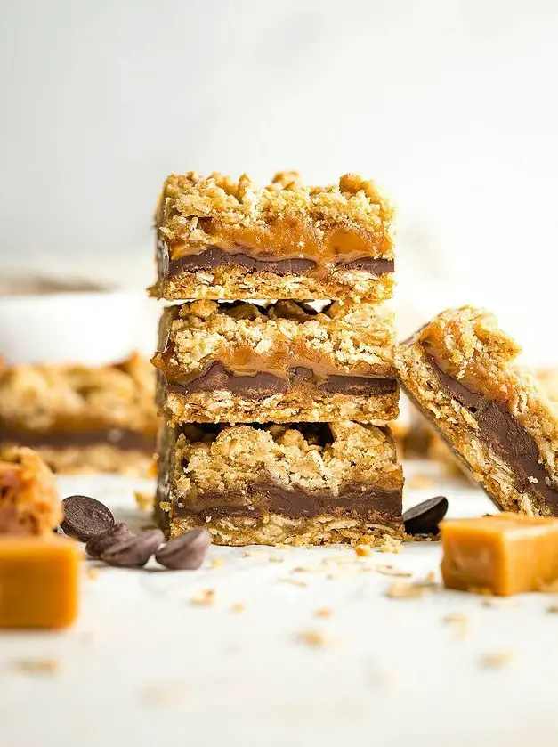 Thick and Chewy Carmelita Bars