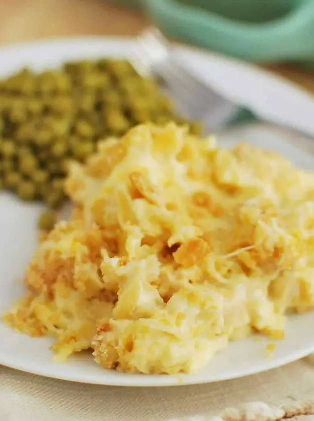 Cheesy Chicken Noodle Casserole