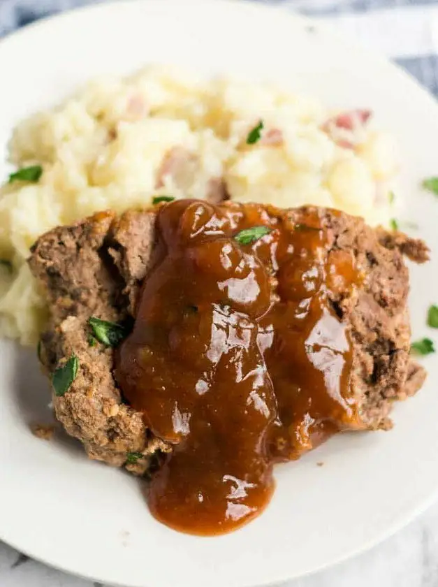 Meatloaf with Brown Gravy