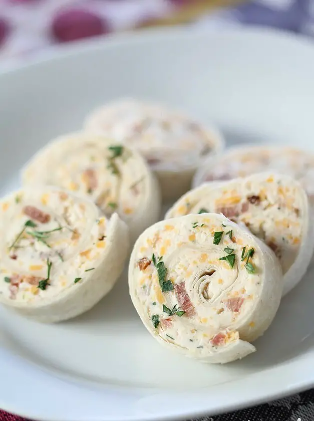 Cheddar Bacon Ranch Tortilla Pinwheels