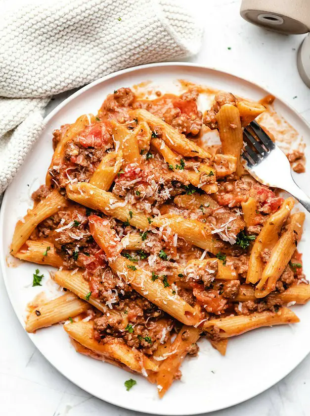 Instant Pot Ground Beef Pasta