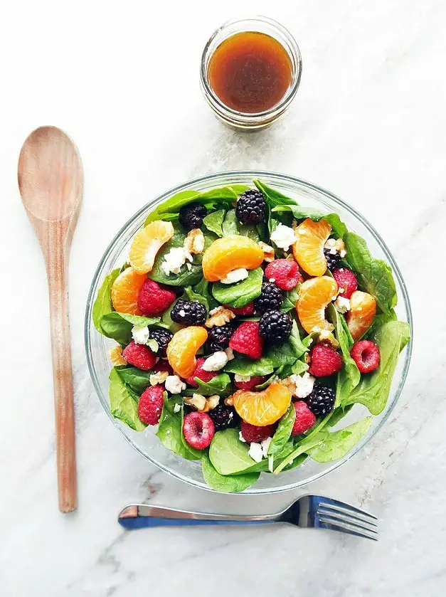 Berry Orange Spinach Salad