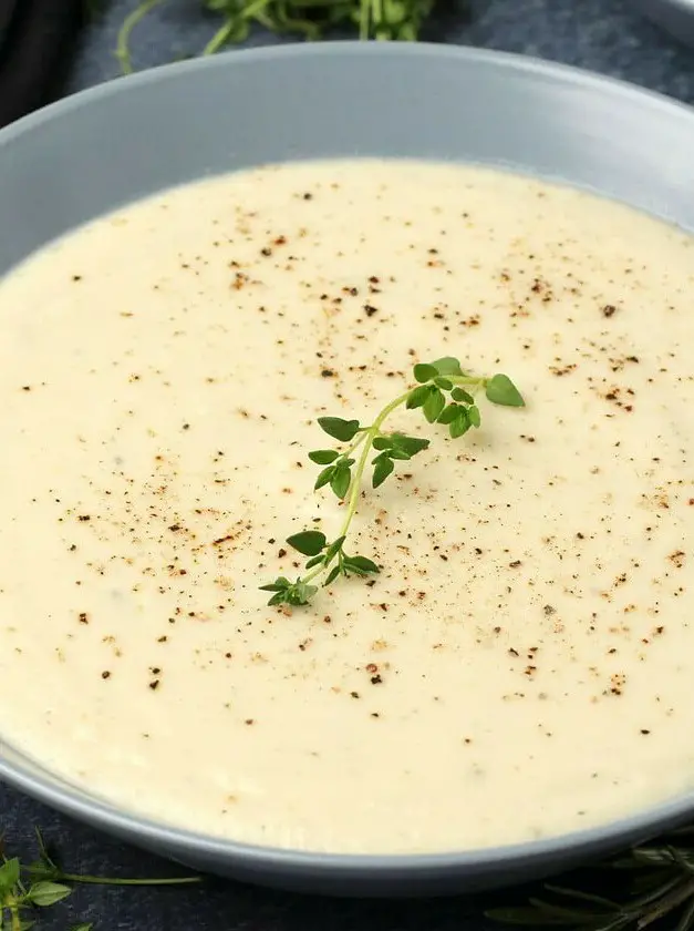 Vegan Cauliflower Soup