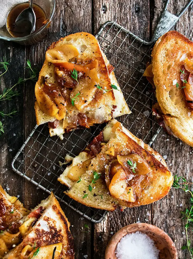 Caramelized Apple & Bacon Grilled Cheese