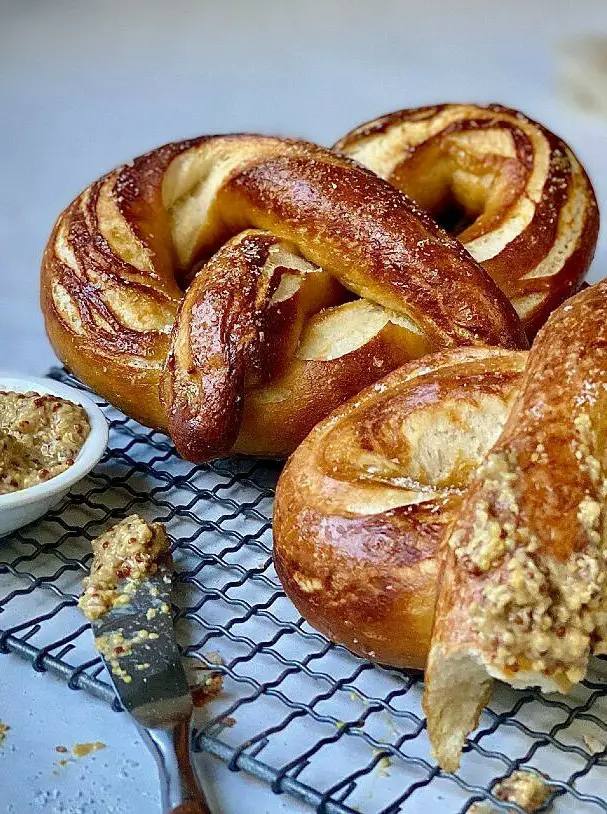 Homemade Soft Pretzels