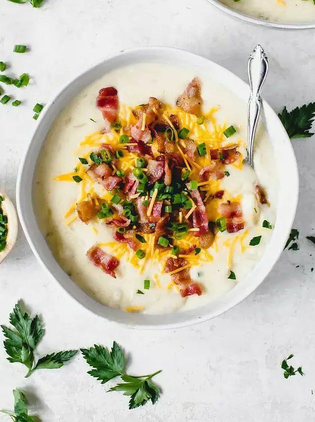 Slow Cooker Loaded Baked Potato Soup