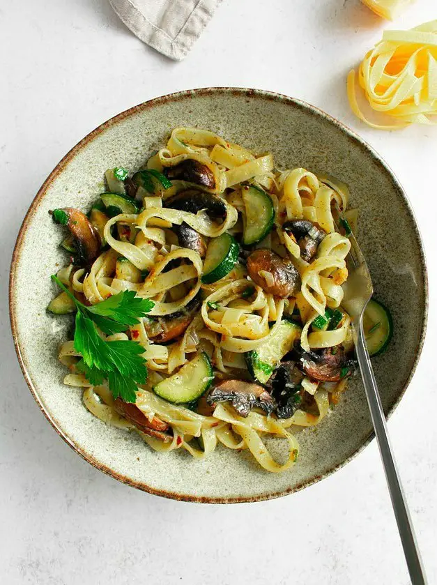 Zucchini and Mushroom Pasta