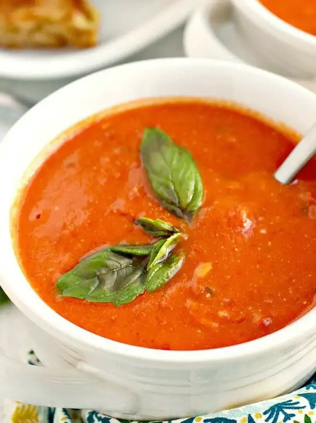 Creamy Vegan Tomato Soup